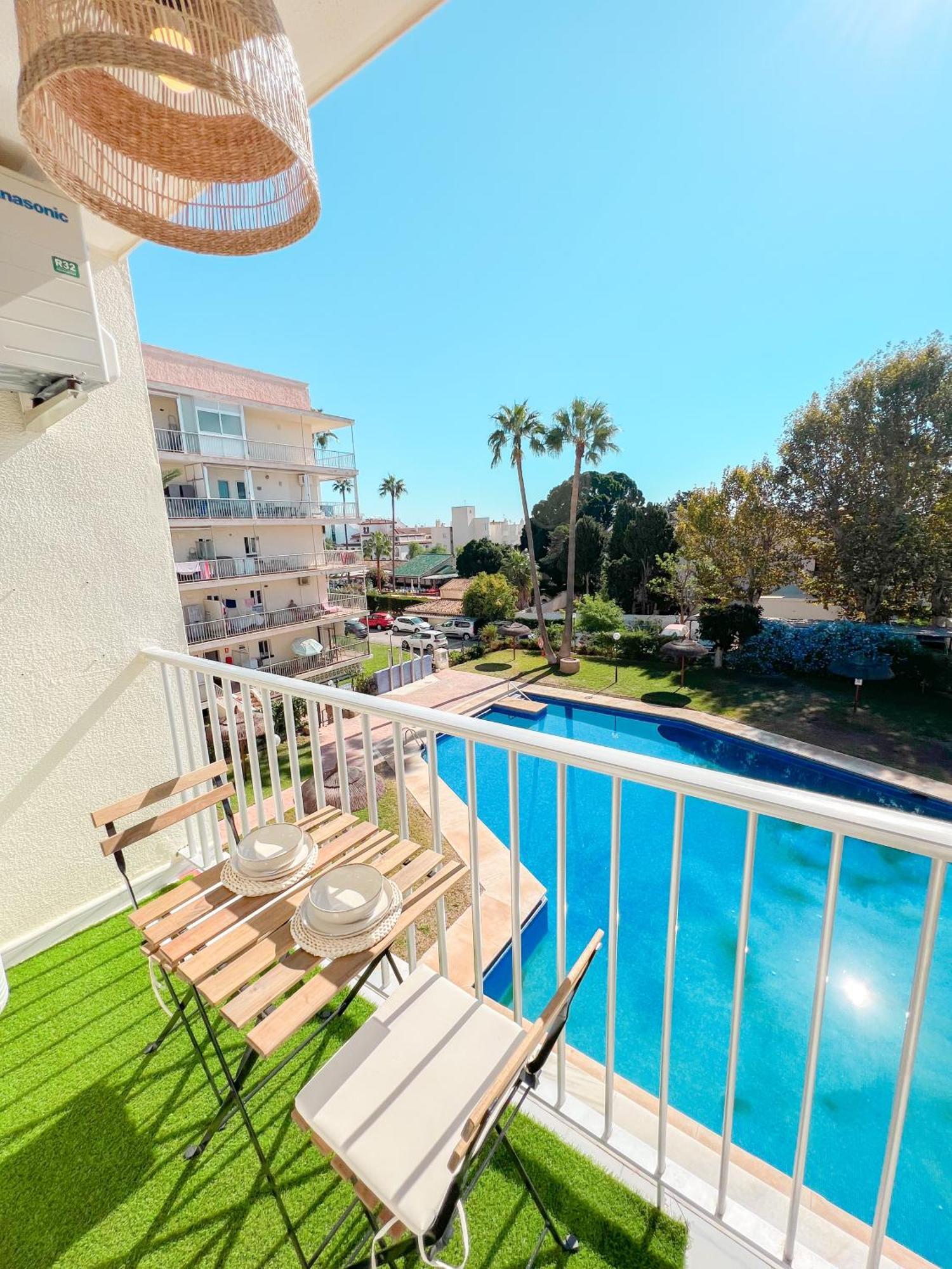 Cozy & Sunny Carihuela Park Lejlighed Torremolinos Eksteriør billede
